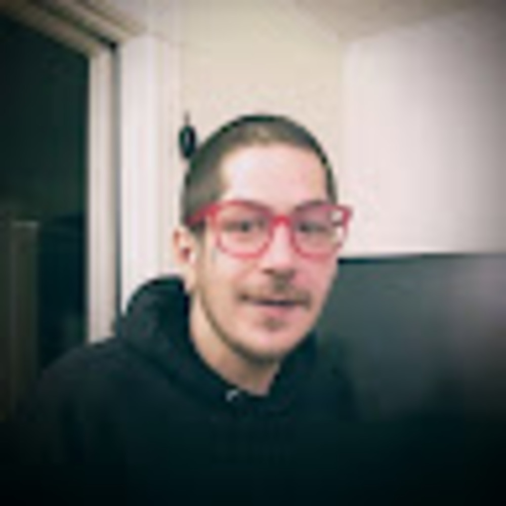 Meet your Posher, Alex